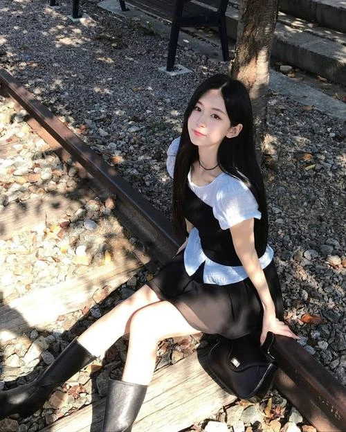 此山有鬼
