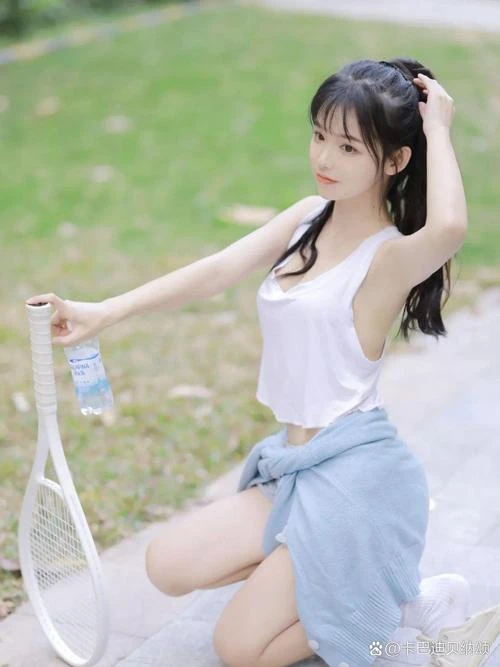 飞鸟追云海