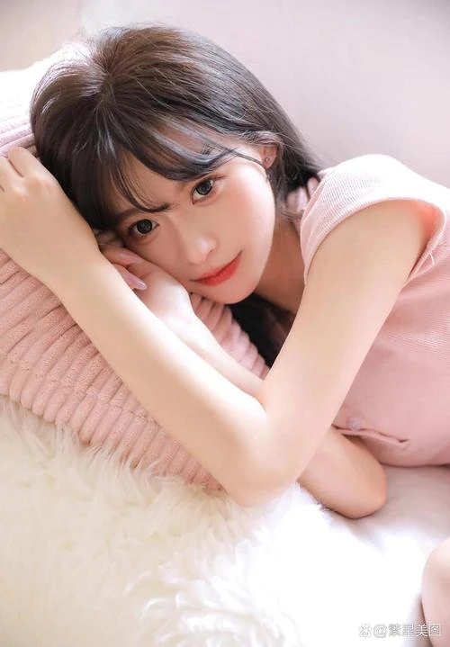 禁庭春昼